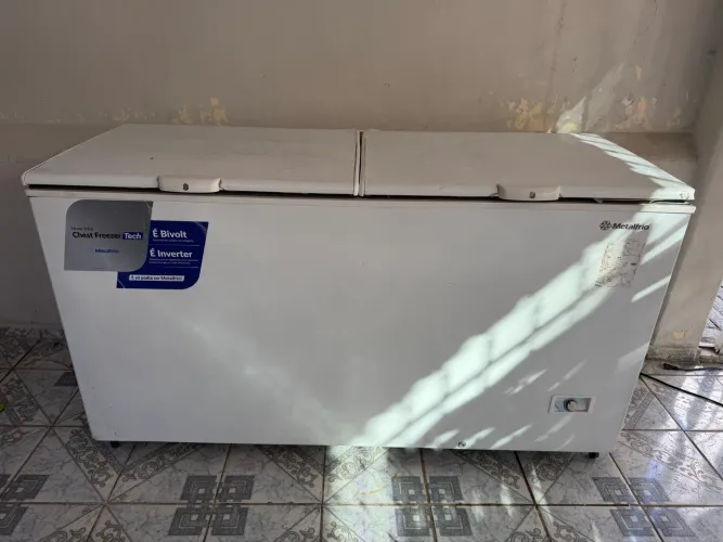 Freezer metal frio