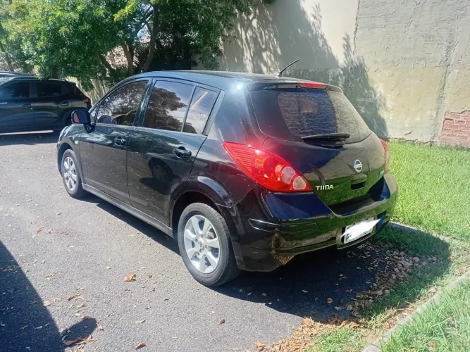 Nissan Tiida S 1.8/1.8 Flex 16V Mec. 2011