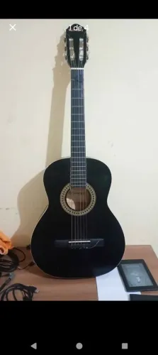 Violão giannini modelo gwnx6 bk<br>350 reais