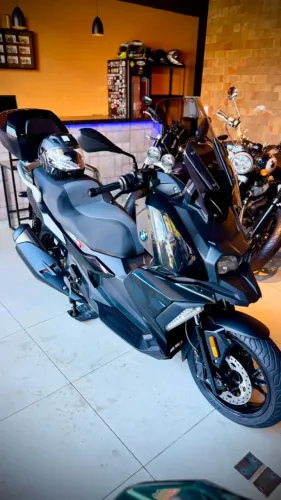 BMW C400x