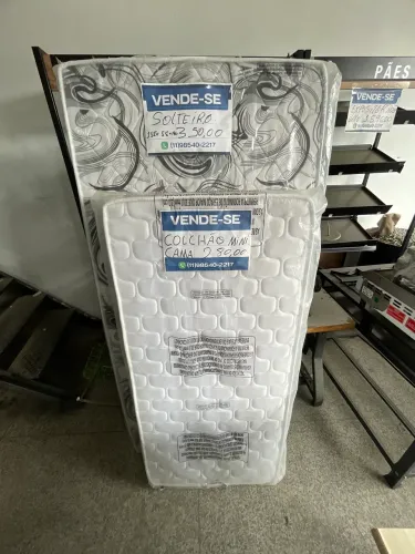 Colchão de solteiro e mini cama