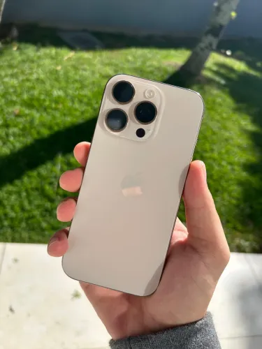 iPhone 16 Pro - Usado - Saúde 94% - Garantia Apple