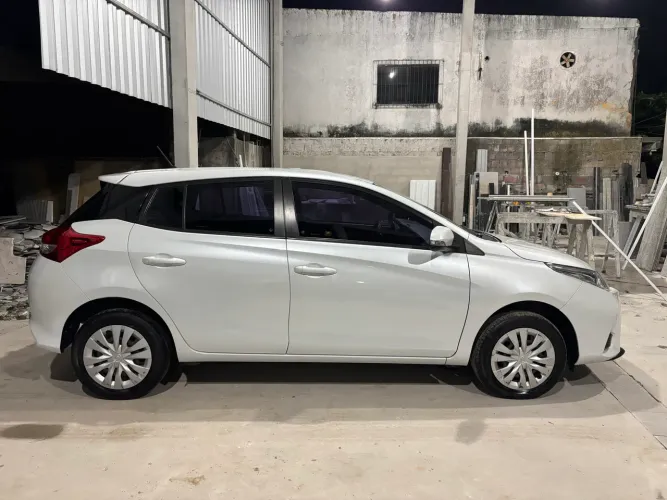 Toyota Yaris XL 1.5 Flex 16V 5P Aut. 2023