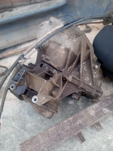 Caixa de marcha e peças Ford Ka 2011