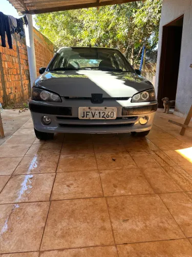 Peugeot 106 Quiksilver 1.0 3P 2001