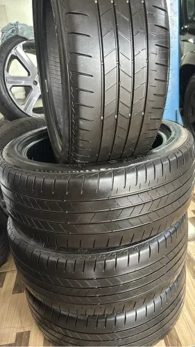 PNEUS ARO 17 BRIDGESTONE 70/80% BORRACHA