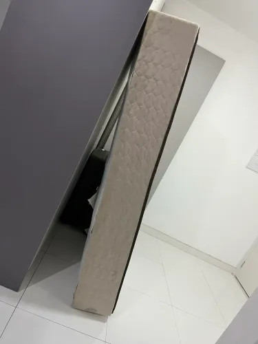 Vendo cama box solteiro