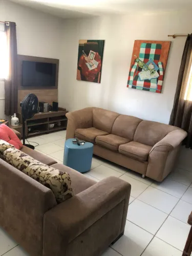 Excelente casa com 3 quartos