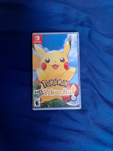 Pokémon Let's Go Pikachu - Nintendo Switch