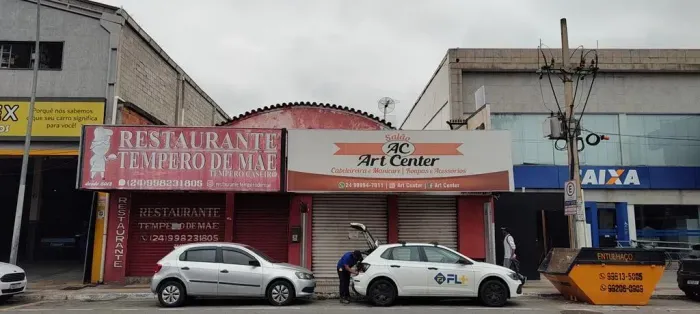 2 LOJAS NA AV. AMARAL PEIXOTO 330 M²