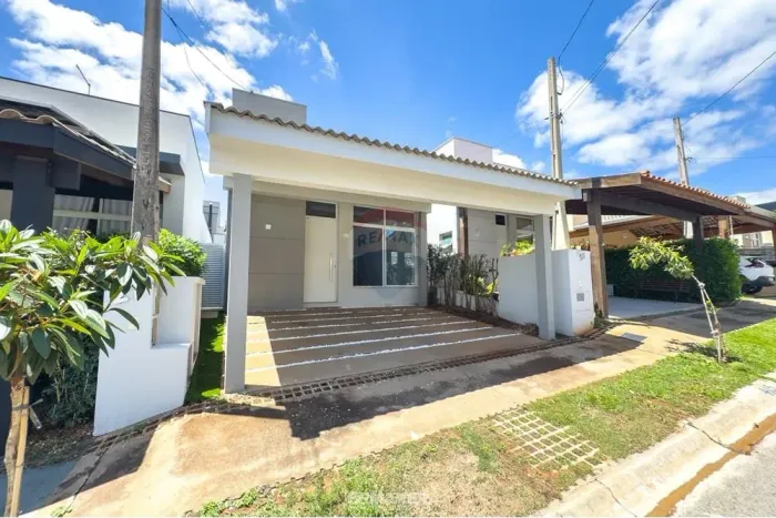 Casa de condomínio Reformada no Portal dos Sabiás, Itu/SP - 690.000,00