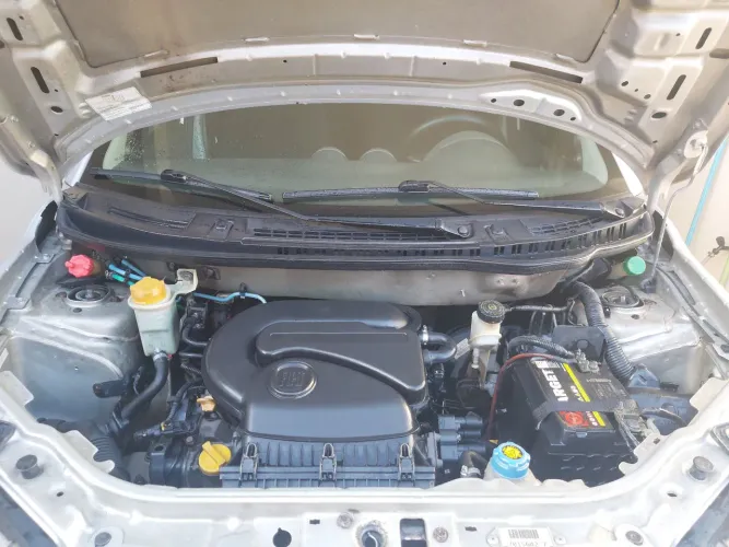 Fiat Uno Vivace Celeb. 1.0 EVO F.flex 8V 5P 2015