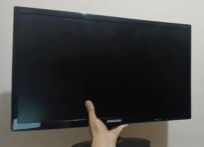 TV Samsung 24" Usado