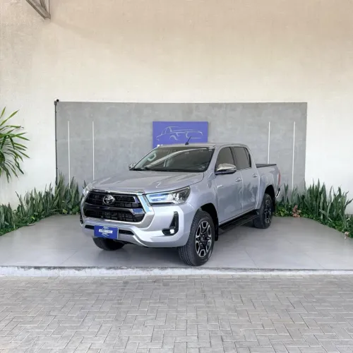 Toyota Hilux CD SRX 4X4 2.8 TDI 16V Diesel Aut. 2025