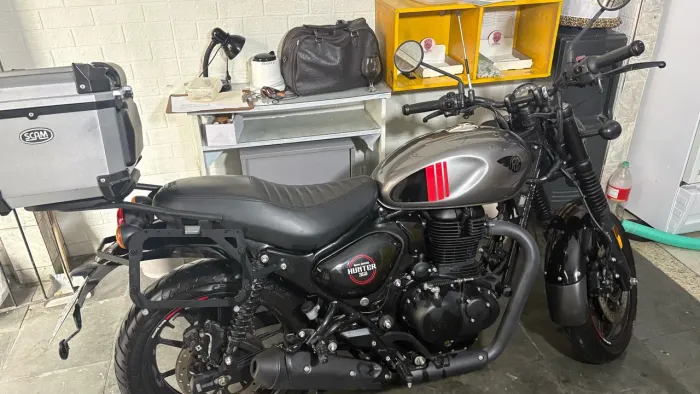 Royal Enfield Hunter 350 2025 - Impecável + Baú e Suportes