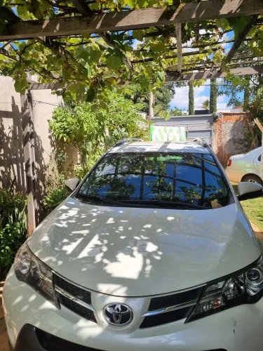 Toyota RAV4 2.0 4X4 16V Aut. 2014