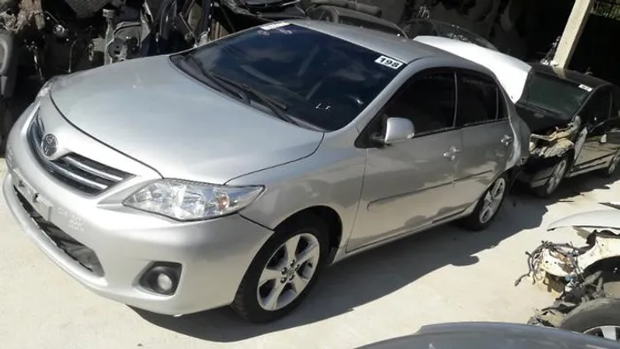Sucata de corolla xei aut 2009 a 2014 retirada de peças