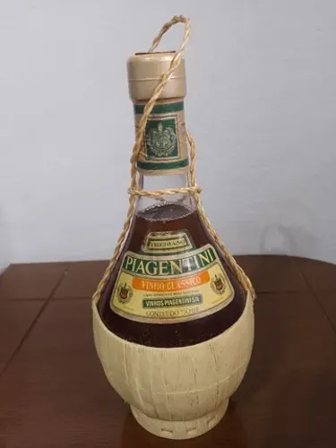 Antigo e Raro Vinho Ano 1972 Lacrada (piagentini ) Branco Seco