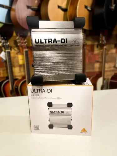 Direct Box Behringer Ultra-DI DI100 Ativo