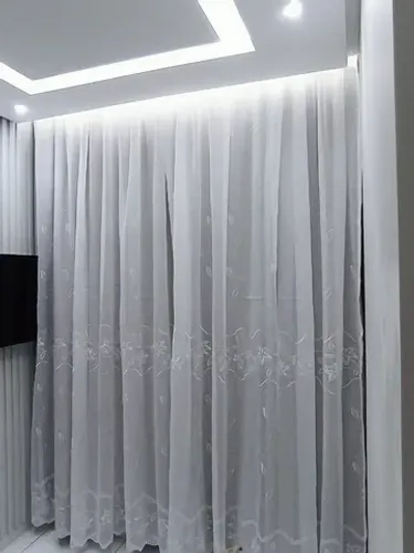 Faço cortinas sob medida falar com IZA *