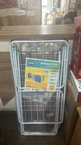 Varal de chão com abas 20kg 