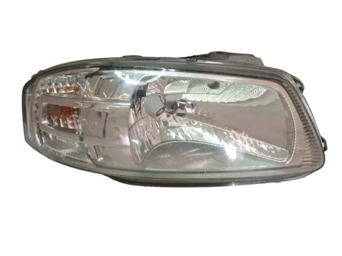 Farol direito Gol/Saveiro/Parati G4 2006/12 (Está com detalhes)