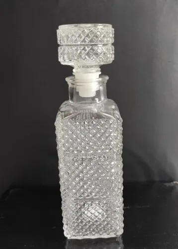 Garrafa de licor e vodka 