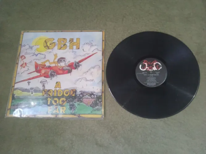 LP Disco Vinil G.B.H - A FRIDGE TOO FAR - ótimo estado