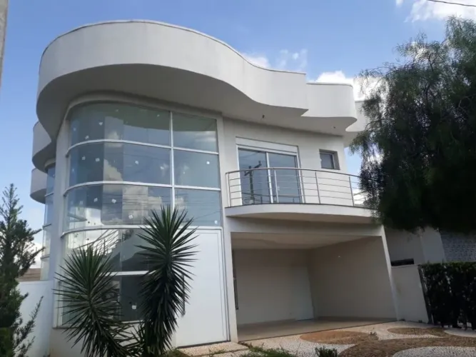Casa de luxo com piscina e churrasqueira no Jardim Imperador, Americana
