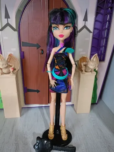 Monster High Cleo sangueteria