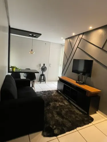 Vendo Cond. Conquista Aleixo 2 Qts sendo 1 Suíte Mobiliado no 1º Andar