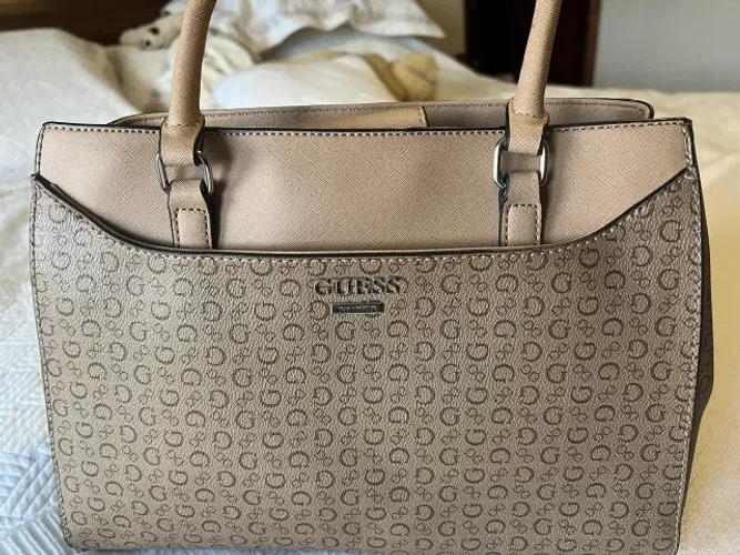 Bolsa Guess Nova, nunca utilizada