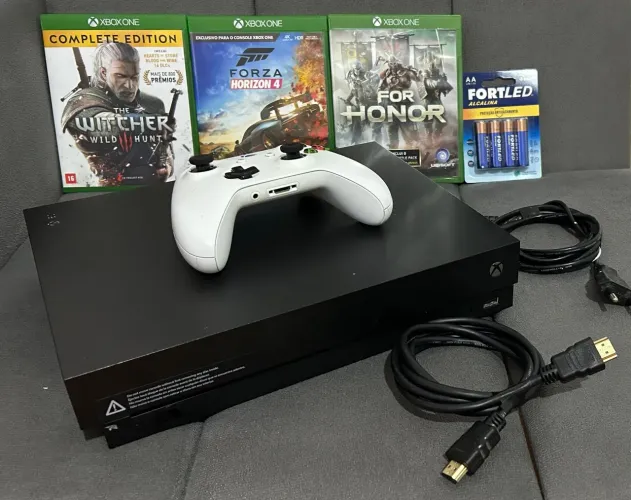 Xbox one x 1TB 