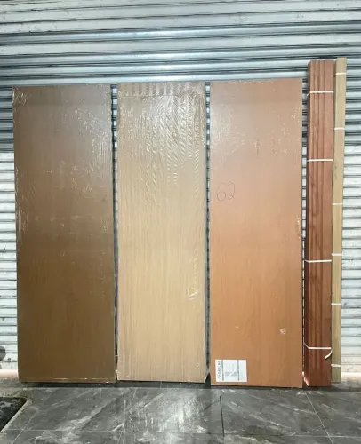 Portas de Madeira e Marcos/ entregamos- a partir de 160,00