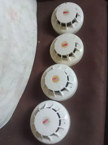 Vendo 4 detectores de incêndio ezalpha MV! 