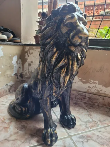 Esculturas de Leão Sentante em Gesso 65cm (Valor Unitario)