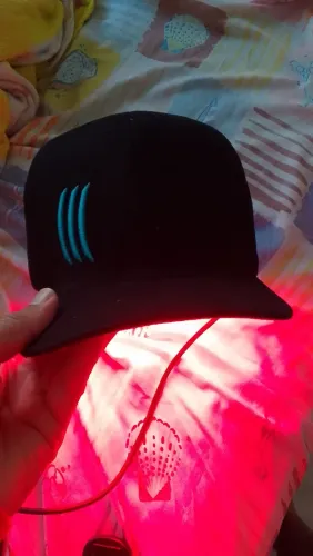 Boné Aba Curva Preto com Detalhes em Azul