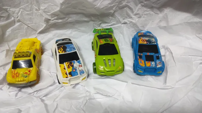 Carros de corrida Hot Wheel (usado)s