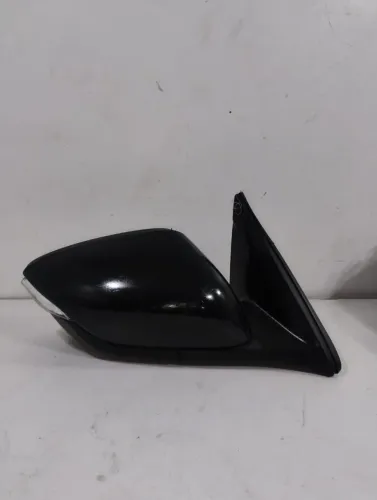 Retrovisor Chevrolet Tracker 2020 a 2025 lado direito original 