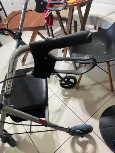 Andador para Idosos