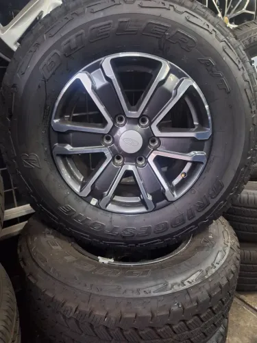 Rodas 17 Ford Ranger original + pneus novos original 