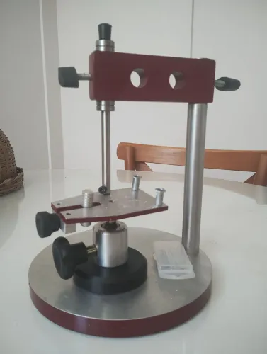Delineador odontológico