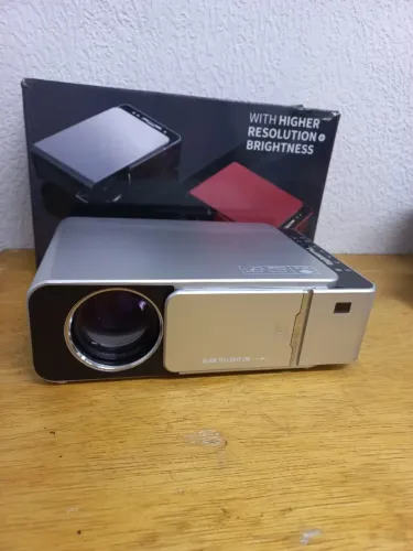 Projetor T6 Led Wifi 3500 Lumens Usb Hdmi Vga Bivolt