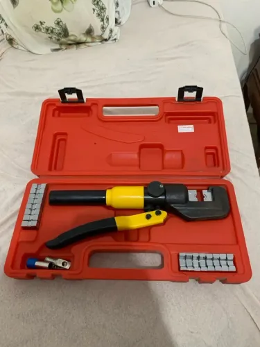 Alicate para terminais eletricos