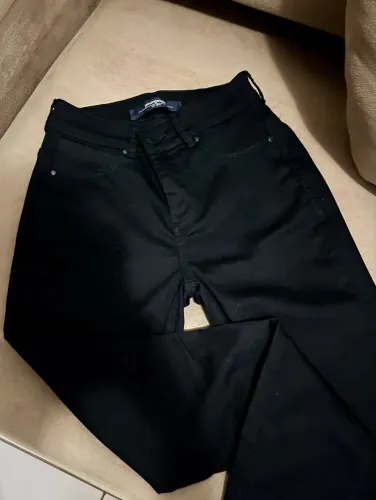 Calça Preta Skinny