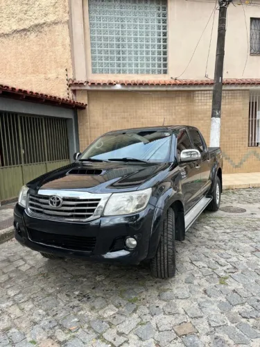Toyota Hilux CD SRV D4-d 4X4 3.0 TDI Diesel AUT 2013