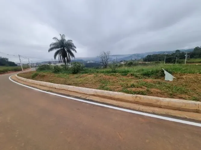 Lote em Itabirito no condominio Reserva de Di Capri!!!!!! mais informações no 31 99745.459