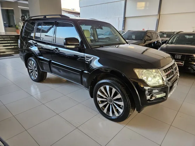 Mitsubishi Pajero full 2015 3.2 hpe 4x4 16v turbo intercooler diesel 4p automático