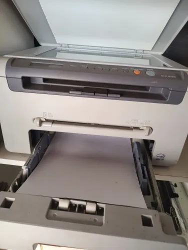 Impressora scx-4200 com defeito não liga 