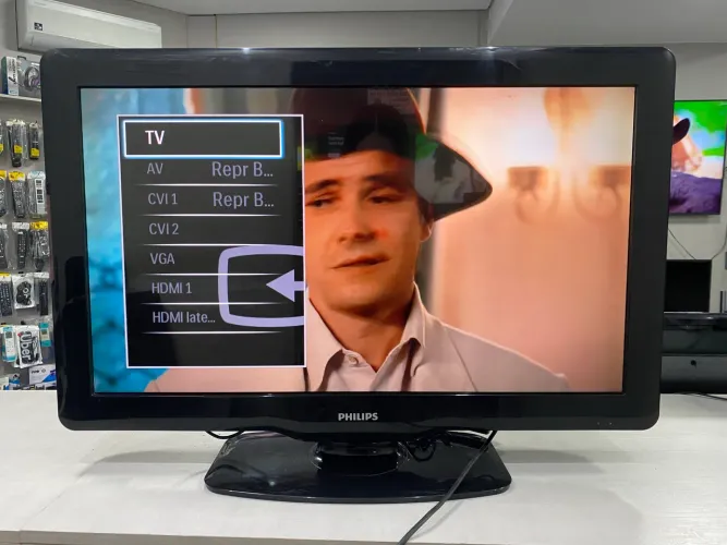 Tv Philips digital LCD 32 polegadas funcionando perfeitamente!